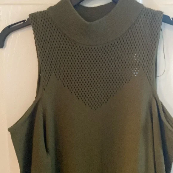 NWT Nicki Minaj Black Cold Shoulder long Midi/ Maxi Dress - Picture 2 of 7